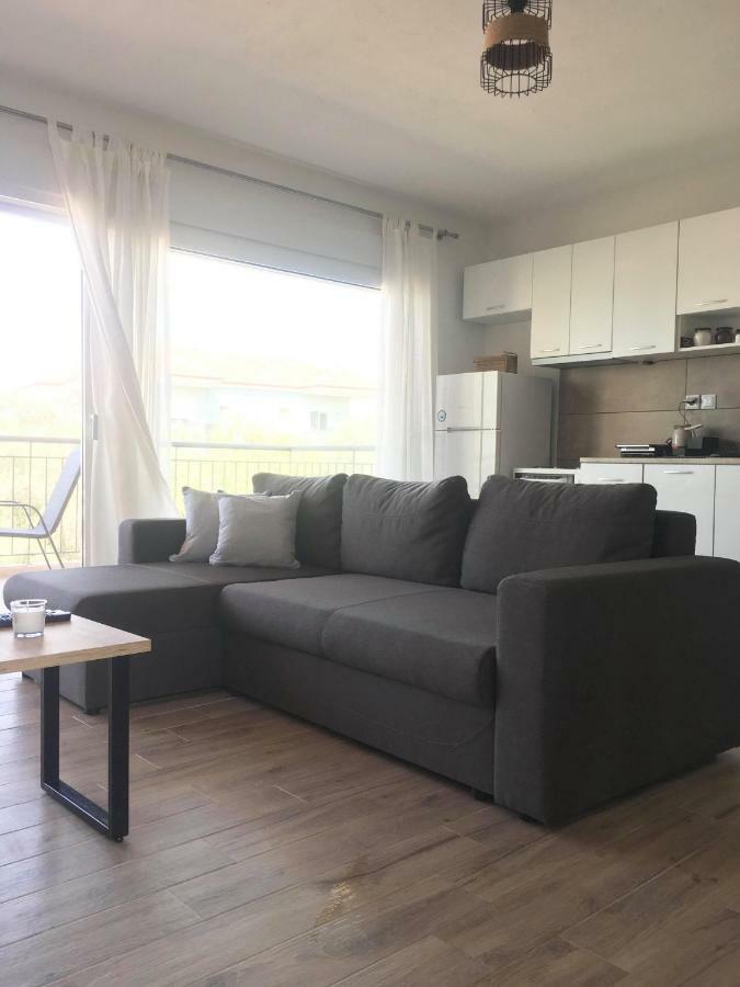 Sunrise View Apartment Офринион Екстериор снимка