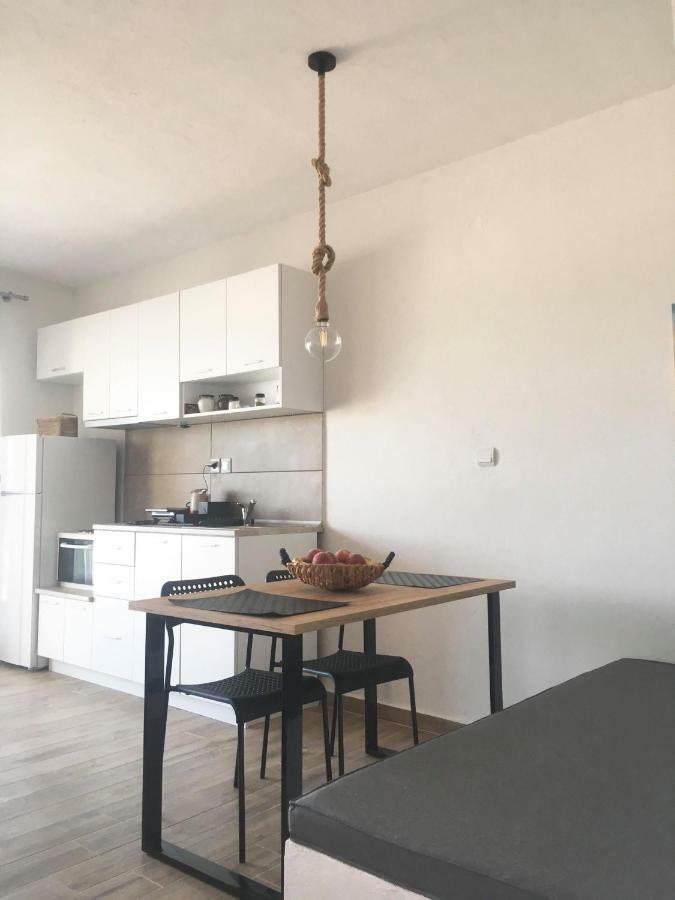 Sunrise View Apartment Офринион Екстериор снимка