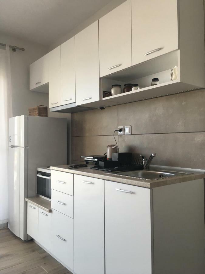Sunrise View Apartment Офринион Екстериор снимка